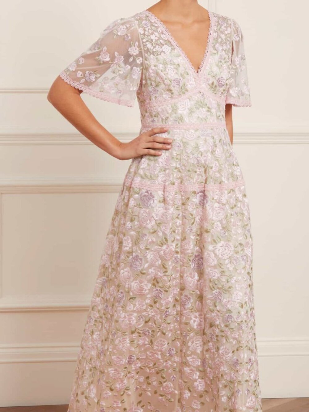Needle & Thread Size 10 NWT